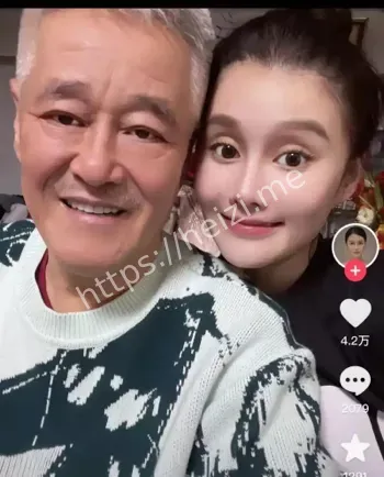 赵本山女儿球球回应哥哥